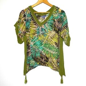 Democracy Tropical Boho Blouse Women's L Green Cold Shoulder Tassel Hem V-Neck